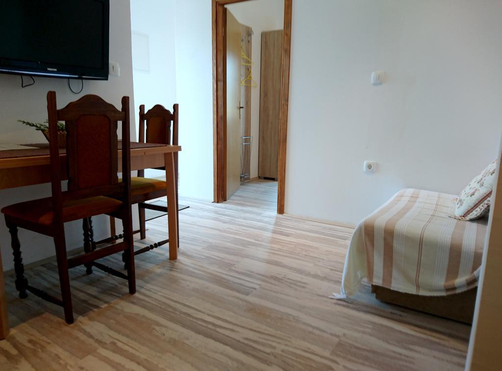 Apartment Cvijanovic Ploce  Ngoại thất bức ảnh